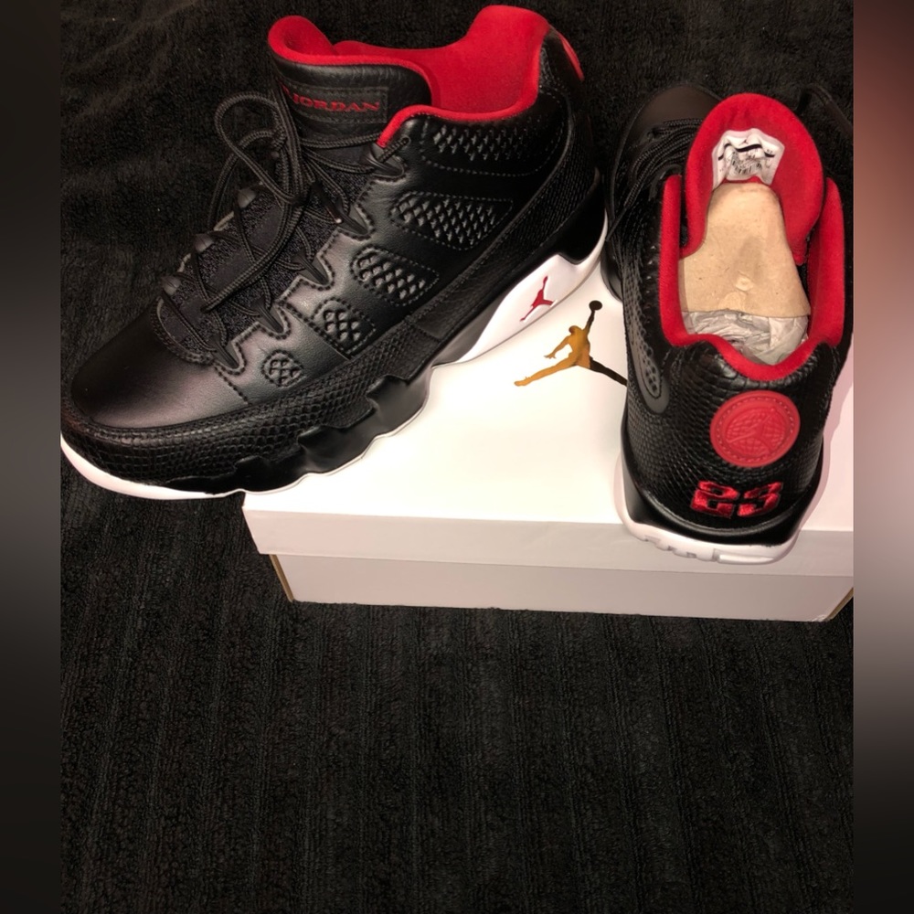 Jordan 9 Retro Low